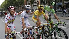 To nejlep�í z leto�ní Tour: vít�z Vincenzo Nibali ve �lutém, nejlep�í spurtér...