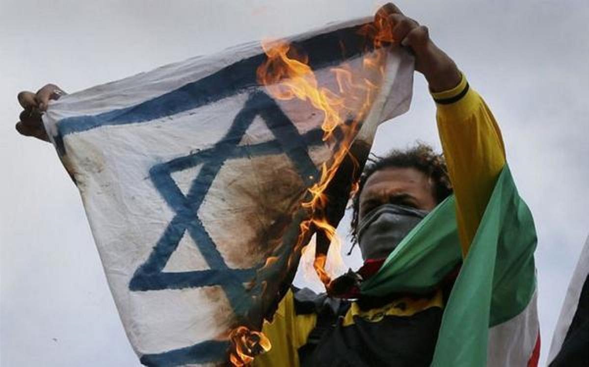 K nárůstu projevů antisemitismu do velké míry přispěly reakce na konflikt mezi...