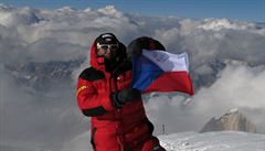 Horolezec Radek Jaroš (na snímku z vrcholu) zdolal 26. července druhou nejvyšší... | na serveru Lidovky.cz | aktuální zprávy