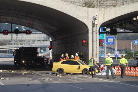 Ilustraní foto: Nehoda u Radotínského mostu.