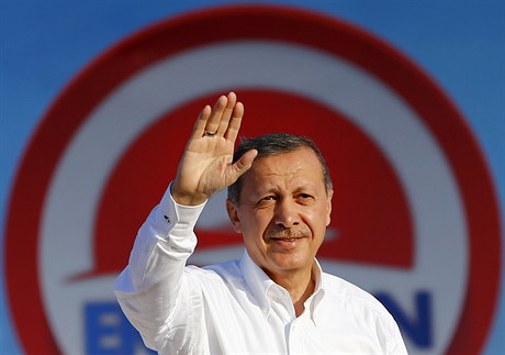 Turecký premiér a kandidát na post prezidenta Recep Tayyip Erdogan.