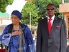Liberijsk prezidentka Ellen Johnson Sirleaf (vlevo) a guinejsk prezident...