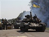 Ukrajintí vojáci zaujímají pozici na východ zem.