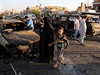Následky bombového atentátu v runé bagdádské tvrti.
