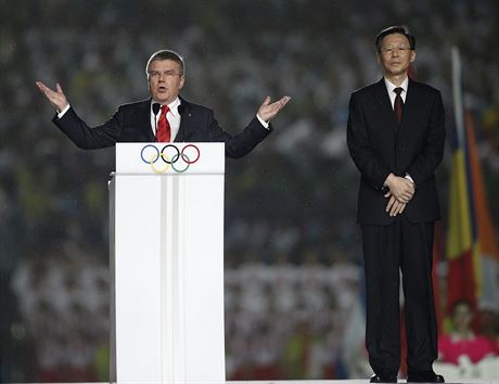Prezident Mezinárodního olympijského výboru zahajuje olympijské hry mládee v...
