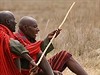 Masajské vesnice v okolí kráteru Ngorongoro neberte jako autentické. Jsou to...