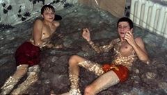 Ruský lék proti vedru: vytvořte si v bytě bazén z igelitu a izolepy 