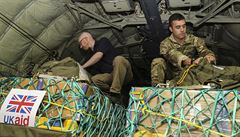 Humanitární pomoc iráckým b�enc�m poskytla mimo jiné Británie.