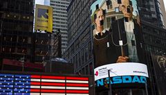Obraz Granta Wooda pojatý jako elektronické street art v centru New Yorku na...