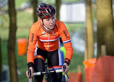 Annefleur Kalvenhaarová na mistrovství svta v cyklokrosu.