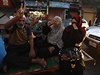 Palestinci oslavují zaátek pímí.