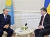 Ukrajinský prezident Petro Poroenko se v Minsku seel také s hlavou...