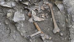 Kosterní poz�statky v míst� nálezu.