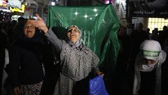 Palestinky oslavují za�átek p�ím�rí