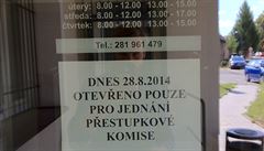 Obecní ú�ad v �estajovicích, kde se nachází domov pro seniory Petru�ka.