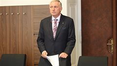 K soudu s Markem Dalíkem p�i�el vypovídat i bývalý premiér Mirek Topolánek.