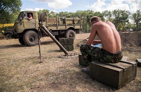 Ukrajint vojci pi odpoinku.