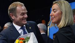 Nový pár v ele Evropské rady. Donald Tusk, nový prezident Evropské rady, a...