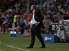 Albánský kou Giovanni de Biasi pi zápase proti Portugalsku v kvalifikaci na...