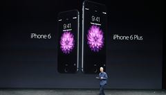 Apple CEO Tim Cook pedstavuje nový iPhone 6 a iPhone 6 Plus