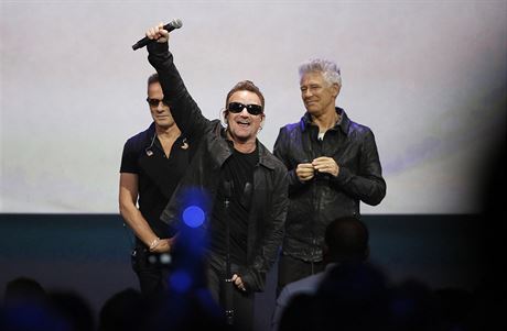 Kapela U2 nespolupracuje se spoleností Apple popré. V minulosti vyla i...