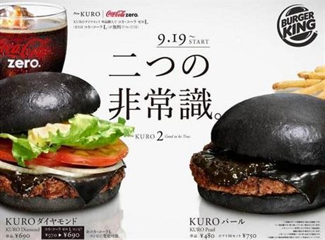 Japonský Burger King uvedl novou specialitu. erný cheeseburger.