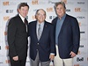 Bývalý hokejista Wayne Gretzky (vlevo), trenér Scotty Bowman (uprosted) a...