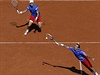 Radek tpánek se natahuje po míi v semifinále Davisova poháru.