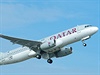 Letadlo A320 spolenosti Qatar Airways.