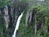 Vodopád Mutarazi, tak trochu opomíjený klenot Zimbabwe.
