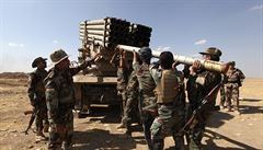 Islmsk stt se prohnal kurdskmi vesnicemi, na vchod Srie ustupuje