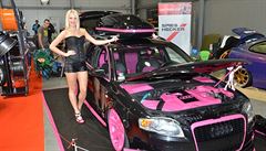 Prague Car Festival 2014. To jsou rychl auta a krsn dvky