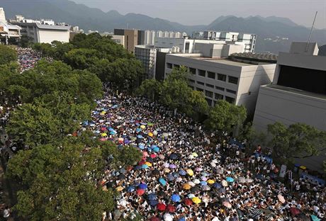 Masov studentsk demonstrace v Hongkongu.