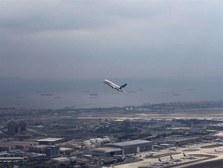 Airbus A 380 (Ilustraní foto)