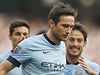 Záloník Manchesteru City Frank Lampard odmítá slavit gól proti Chelsea.