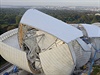 Architekt Tan�ícího domu v Praze Frank Gehry navrhl budovu Louis Vuitton...