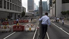 Protesty v Hongkongu slbnou. Chod msta se pozvolna obnovuje