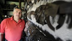Dvorní kovář Velké pardubické udržuje rodinnou tradici po 6. generaci