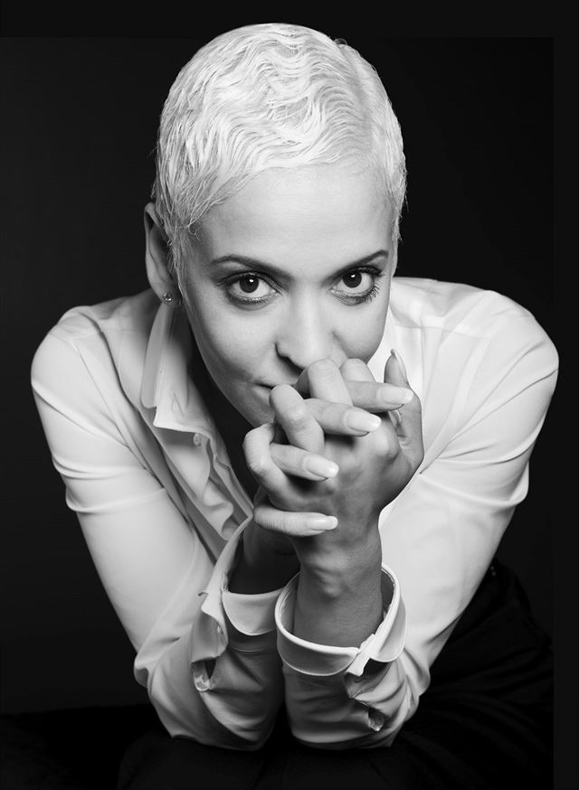 Zp�va�ka Mariza