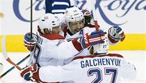 Tom Plekanec (uprosted) z tmu Montreal Canadiens oslavuje svj rozhodujc...