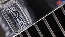 Vrobce automobil Rolls Royce.