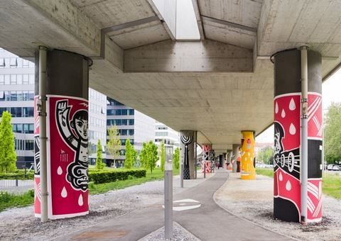 Vídeň má novou stálou streetartovou realizaci. Stojí za ní brazilský výtvarník...