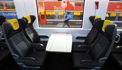 RegioJet p�edstavil nový vagon od rumunské firmy Astra. Celkem jich objednal...