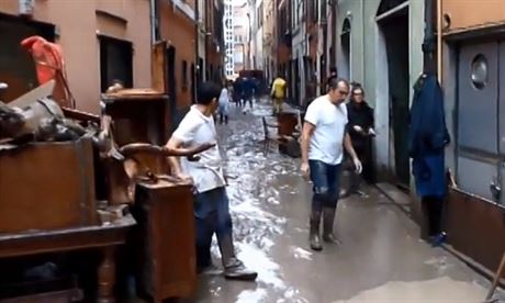 Italský Janov zasáhly bleskové povodn, zpustoily celé msto