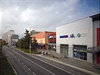 V letech 2007�2009 bylo k bývalému Prioru p�istav�no nákupní centrum AFI...