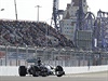 Pilot Mercedesu Lewis Hamilton pi premiérové Velké cen Ruska na okruhu v Soi.