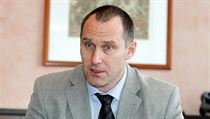 Vladimír Dbalý v roli �éfa Nemocnice Na Homolce. Do vazební v�znice jej dostal... | na serveru Lidovky.cz | aktu�ln� zpr�vy