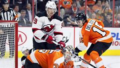 Brank Steve Mason pikryl kotou ped Martinem Havltem z New Jersey.
