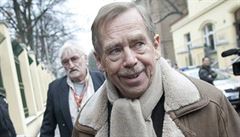 Hromotluk, který neustále žvanil, napsal Havel o Landovském v roce 1987