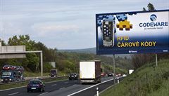 Ministerstvo dopravy chce zruit billboardy u silnic